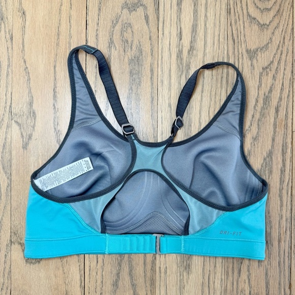 Nike Women’s Turquoise Dri Fit Sports Bra with Clasp and Adustable Straps Size M - Picture 7 of 14